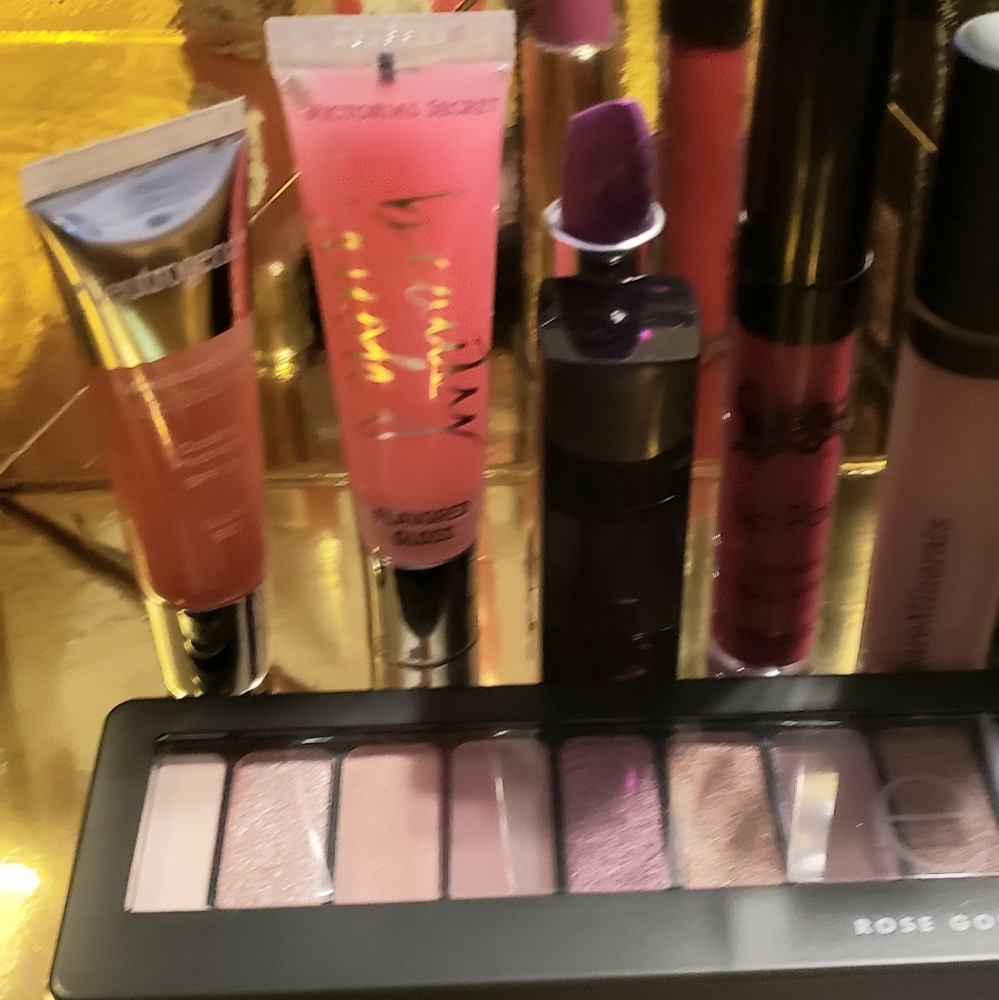 🆕️ Lipstick / Eyeshadow 6pc Bundle - Picture 2 of 3